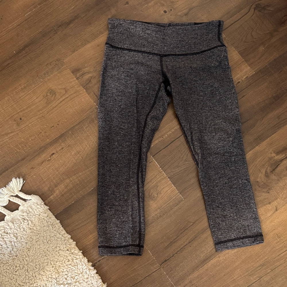 Lululemon Athletica Charcoal Gray Leggings
